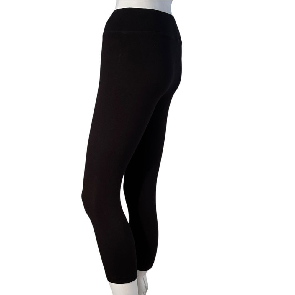 HUE Wide Waistband Blackout Cotton Cropped Leggings NWOT - Black